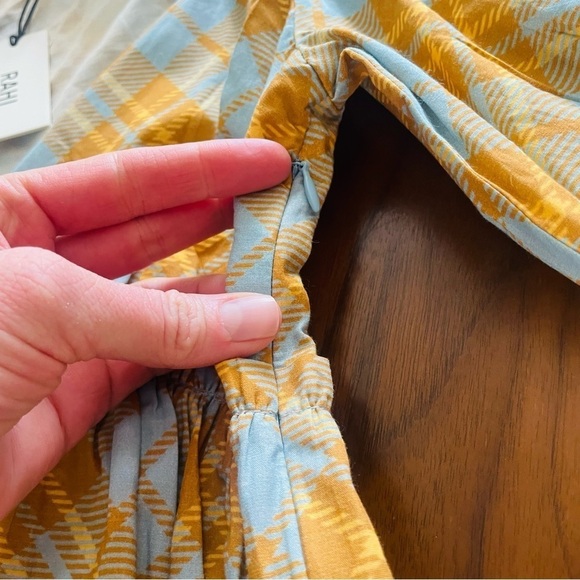 Free People NWT RAHI Puff Sleeve Blouse - Picture 5 of 8